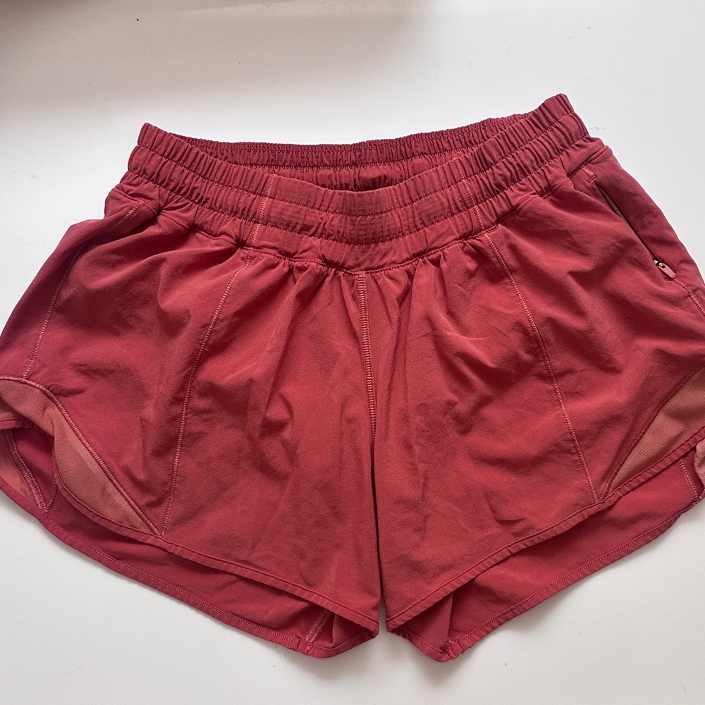 Lululemon Hotty Low Rise 2.5 Inch Shorts